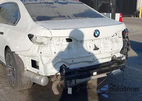 2023 BMW 740 I z USA, uszkodzony, nr VIN WBA23EH06PCM26895